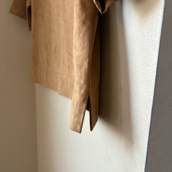 UNIQLO Tan Suede Women's Top NWOT - Picture 5 of 6